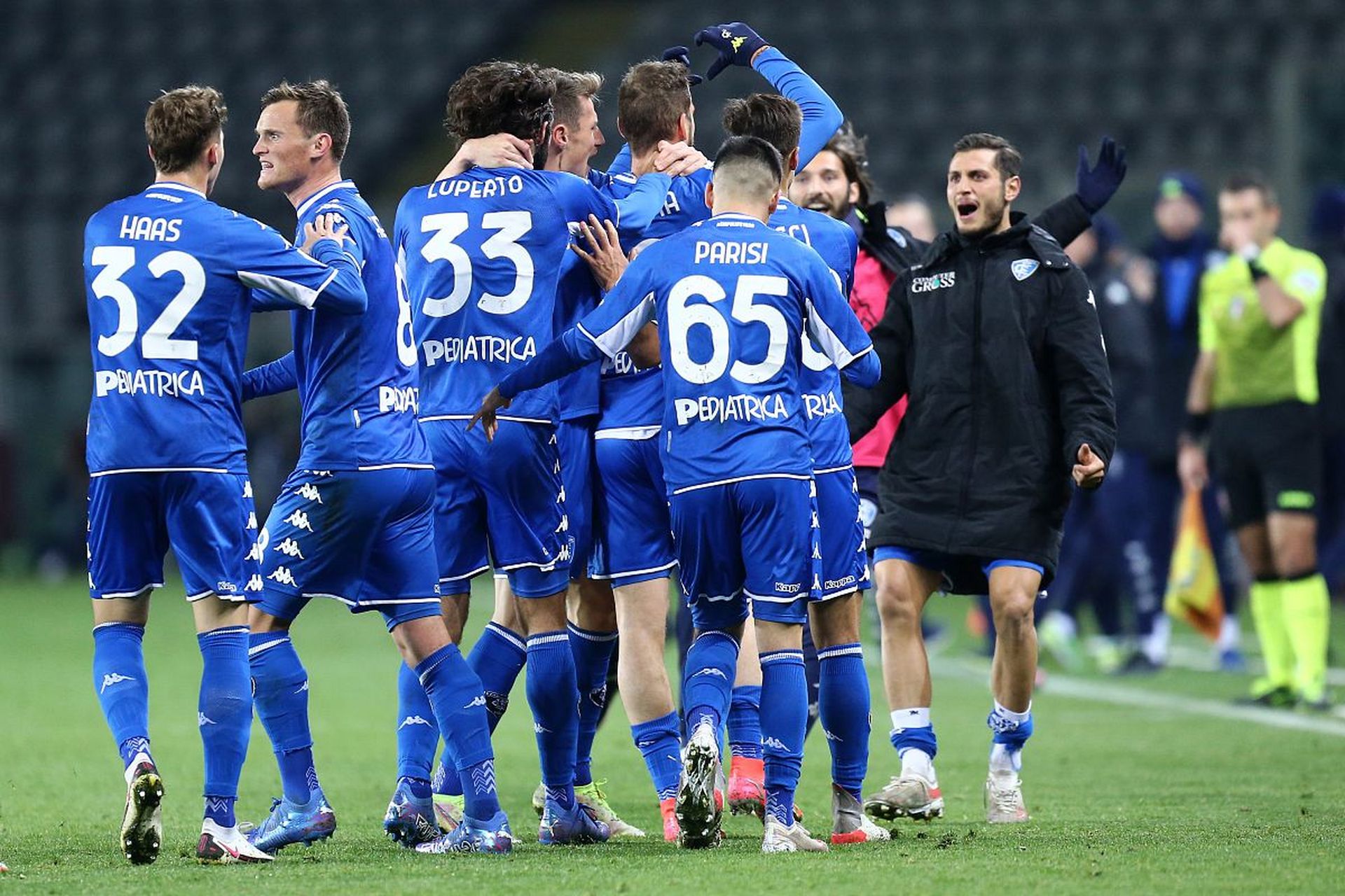 坚持不懈的 坚持不懈的